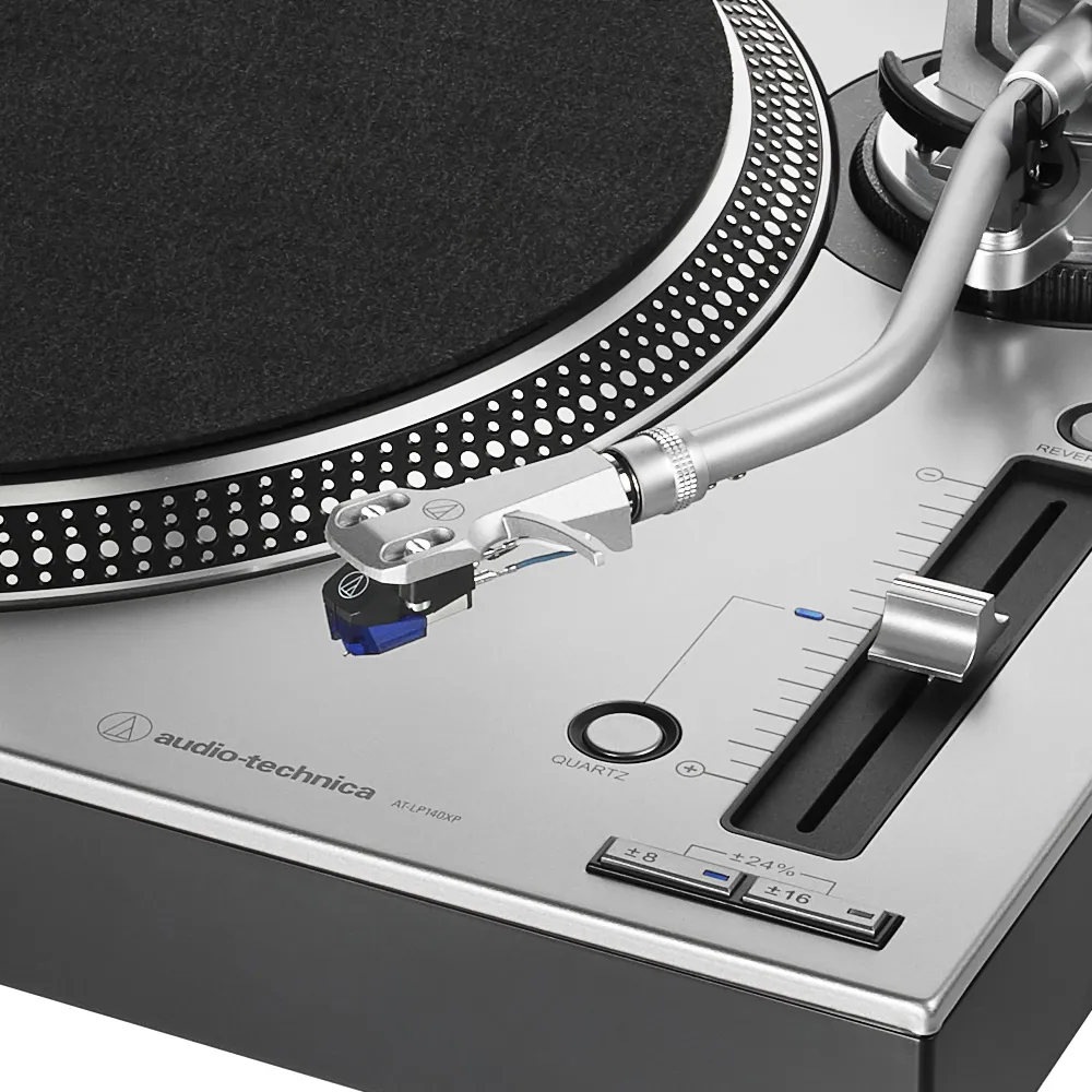 Audio Technica AT-LP140XP silver Audio Technica AT-LP140XP silver