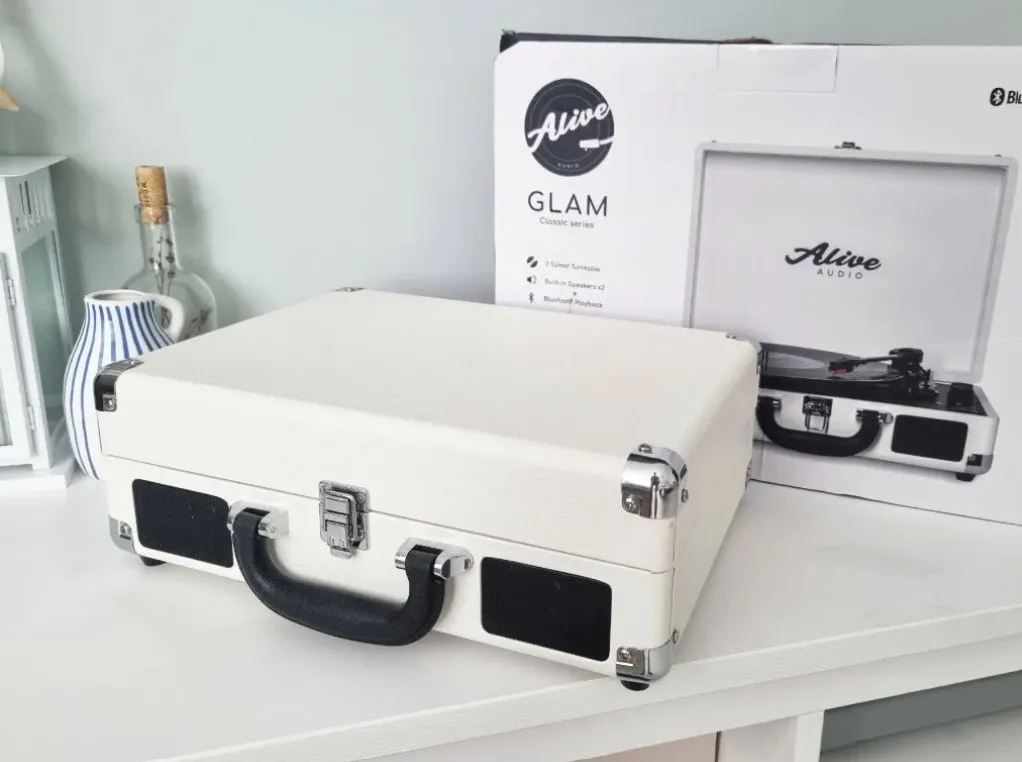 Alive Audio GLAM Milk