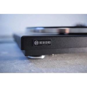 Rekkord Audio F400 Black 