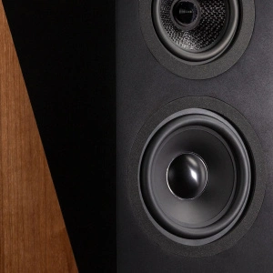 Davis Acoustics The Pledge Walnut