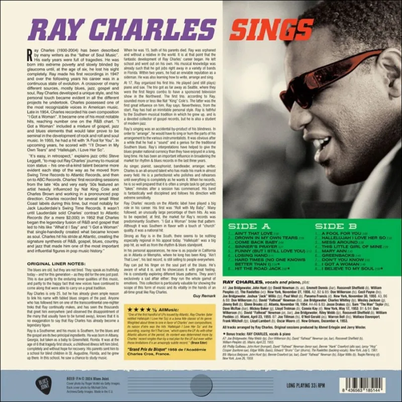 Sings