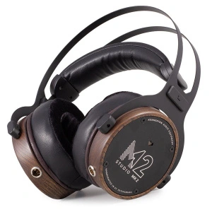 Kennerton M12 Studio MK2 (Тёмный, Акация)