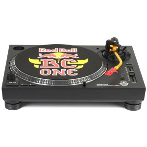 Technics SL-1210 MK7 Red Bull