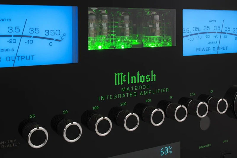 McIntosh MA12000