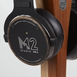 Kennerton M12 Studio MK2 (Тёмный, Акация)