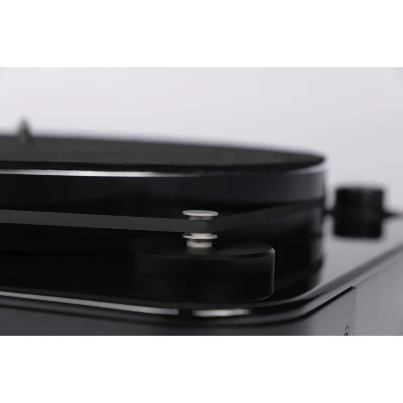 ELAC Miracord 80 High Gloss Black