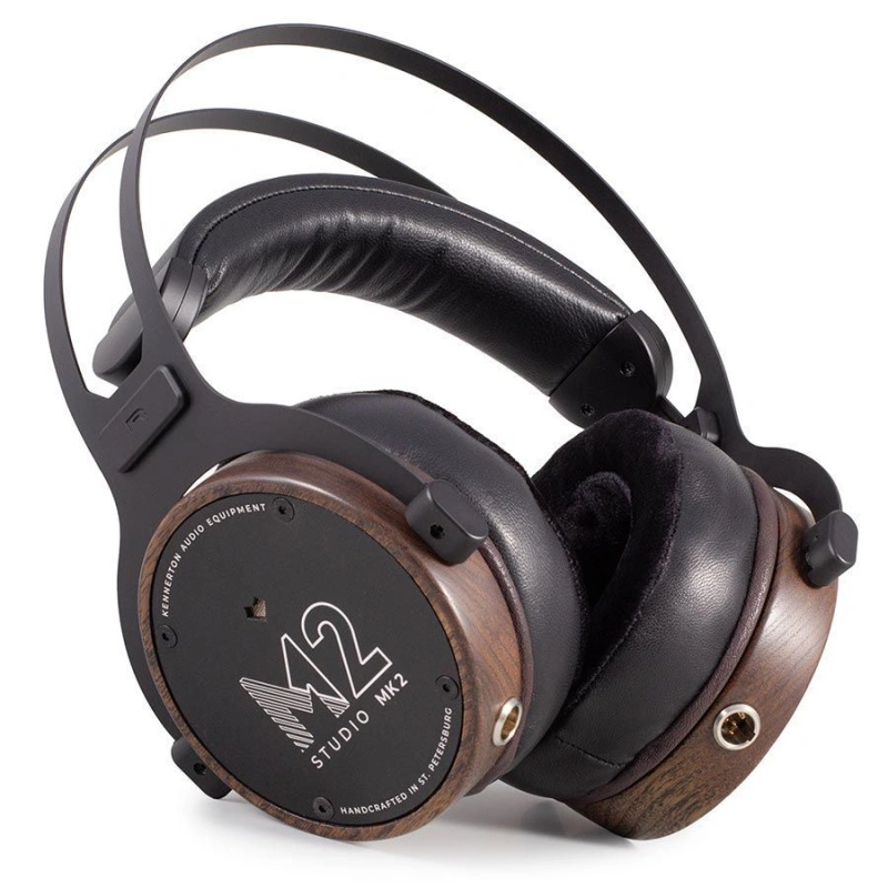 Kennerton M12 Studio MK2 (Тёмный, Акация)