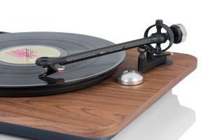 Elipson Chroma 400 walnut