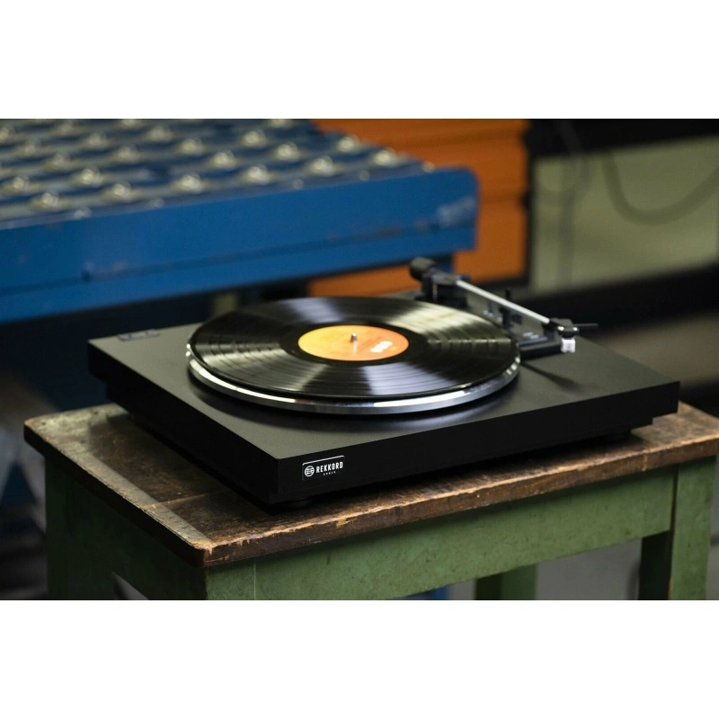 Rekkord Audio F110BP