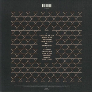 Le Roi Est Mort, Vive Le Roi! III