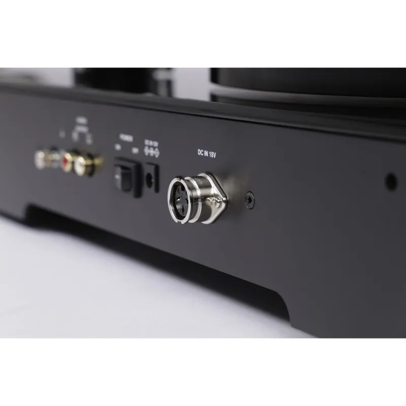 ELAC Miracord 80 High Gloss Black