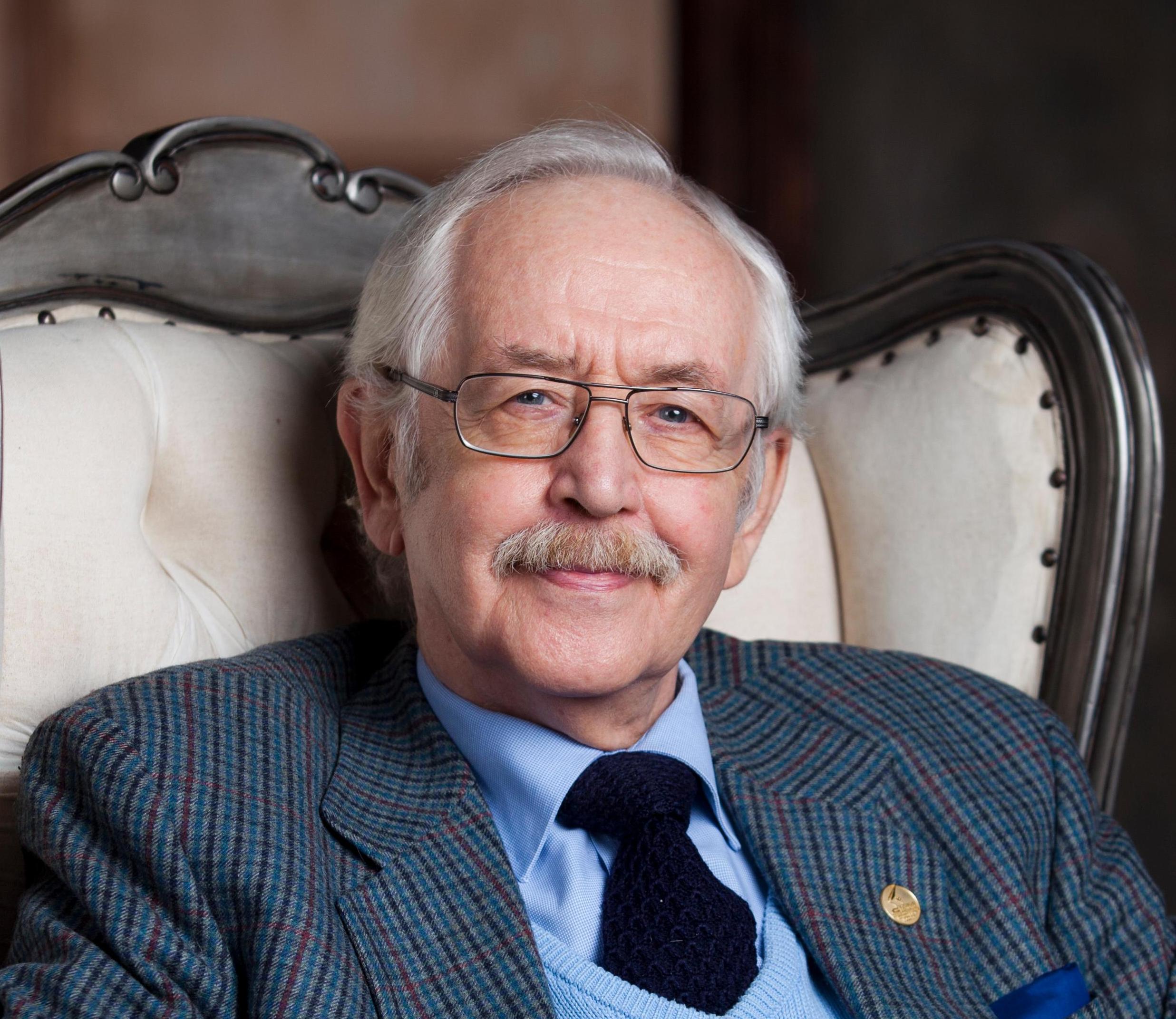 Василий Ливанов