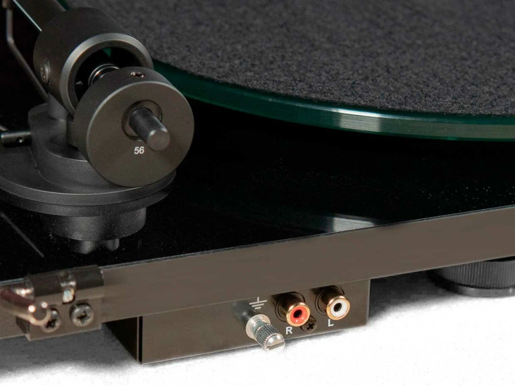 Pro-Ject T1 Phono SB Piano Black