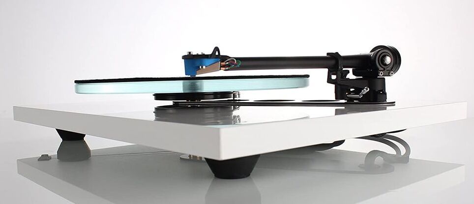 Rega Planar 3 White.jpg Rega Planar 3 White.jpg