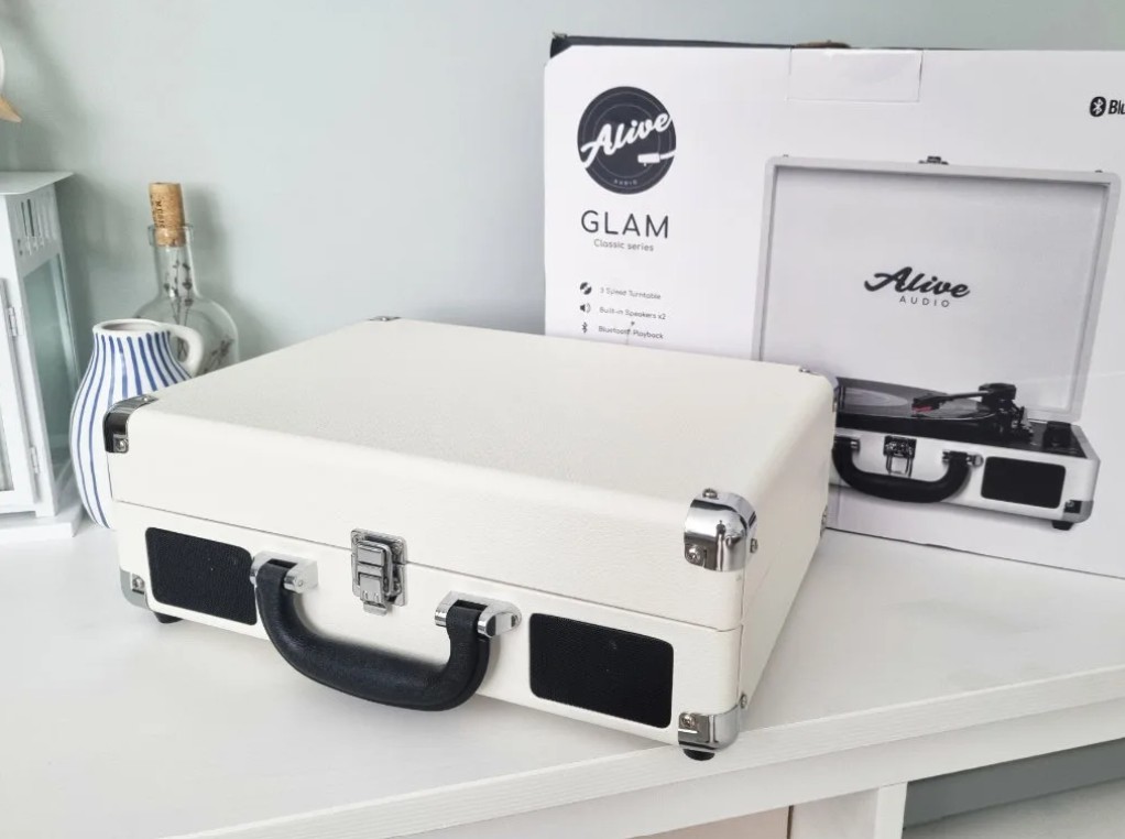 Alive Audio GLAM Milk