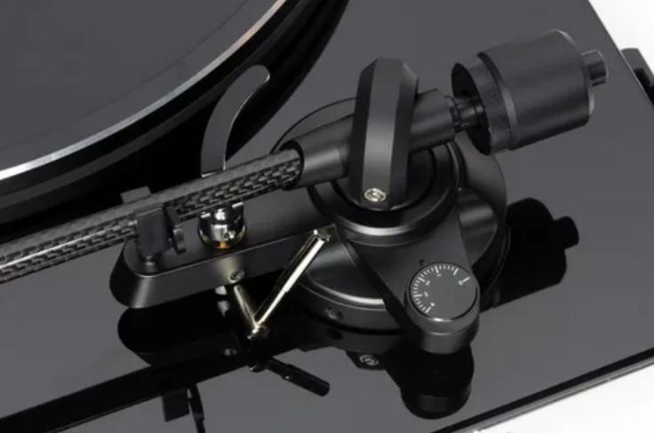  ELAC Miracord 60 Black/Silver + Sumiko Pearl