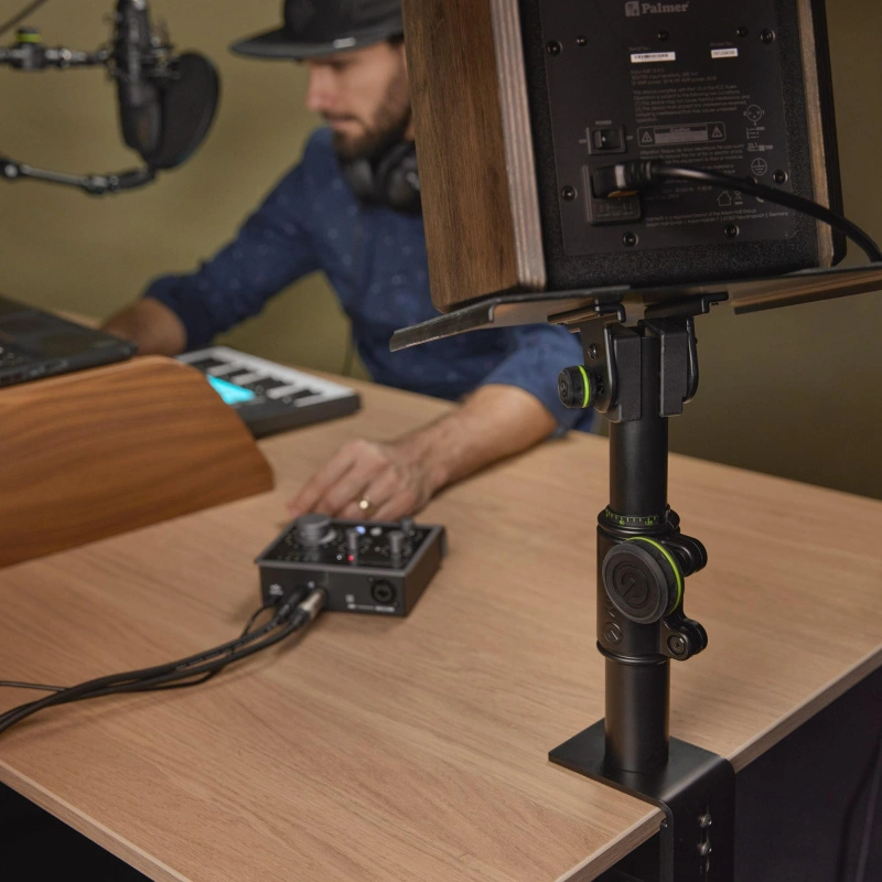 Стойка для студийного монитора Gravity SP 3102 TM