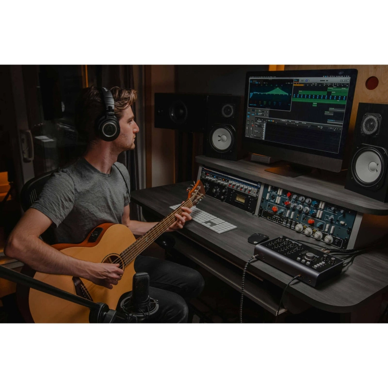 Аудиоинтерфейс Audient iD44 MKII