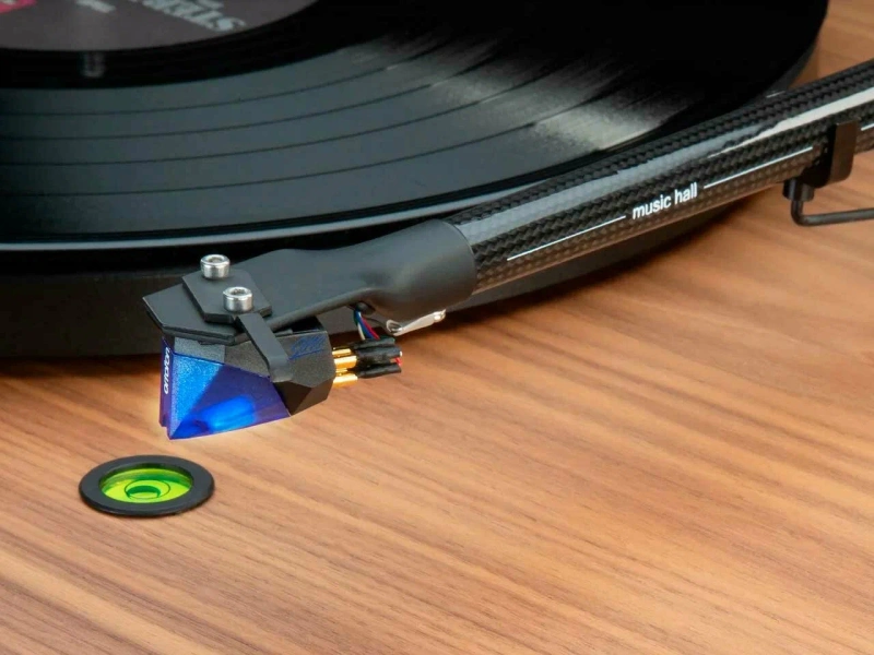 Music Hall MMF-5.3 SE Walnut