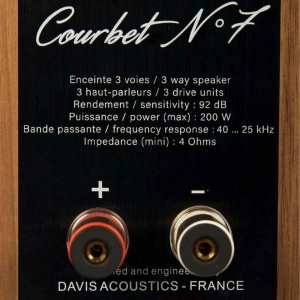 Davis Acoustics Courbet 7 Walnut Venner
