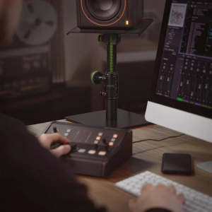 Стойка для студийного монитора Gravity SP 3102