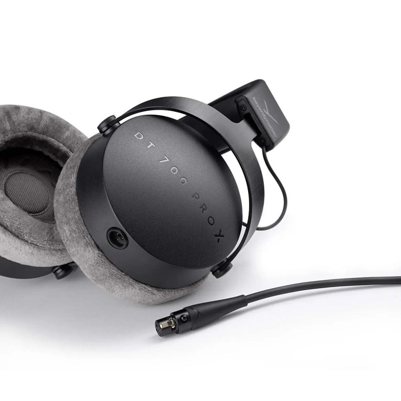 Beyerdynamic DT 700 PRO X