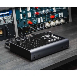 Аудиоинтерфейс Audient iD44 MKII