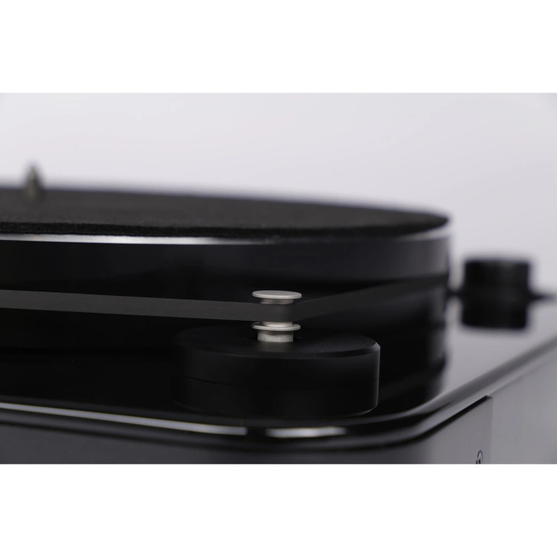 ELAC Miracord 80 High Gloss Black