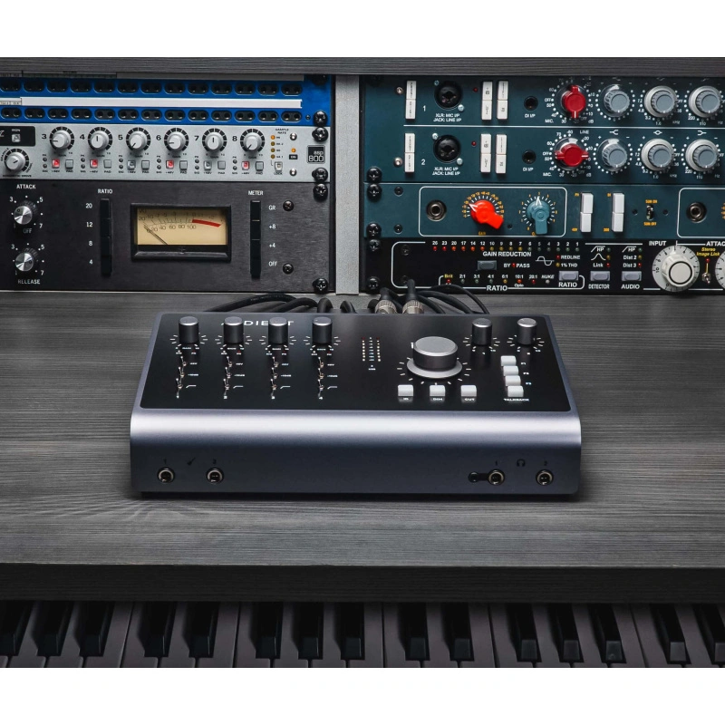 Аудиоинтерфейс Audient iD44 MKII