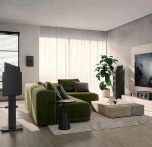 KEF Q4 META Satin Black
