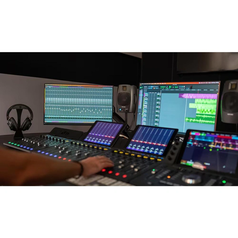 Студийные мониторы ADAM Audio D3V Black