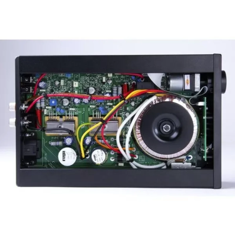 Rega io Black