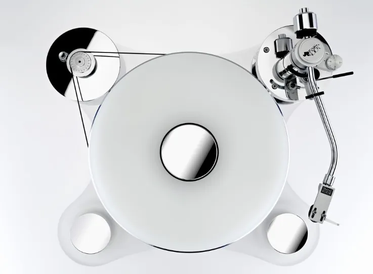 Transrotor ZET 1 Glossy White Rega RB 330 Transrotor ZET 1 Glossy White Rega RB 330